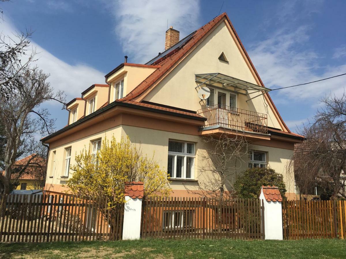 Apartmán Nela Valtice Exteriér fotografie
